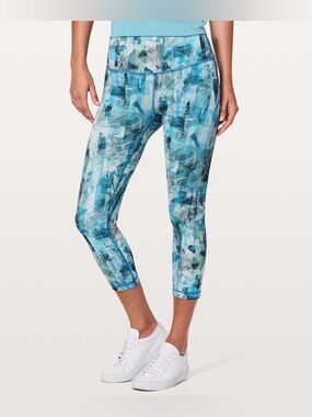 Lululemon Wunder Under Crop (Hi-Rise) 21" size 10